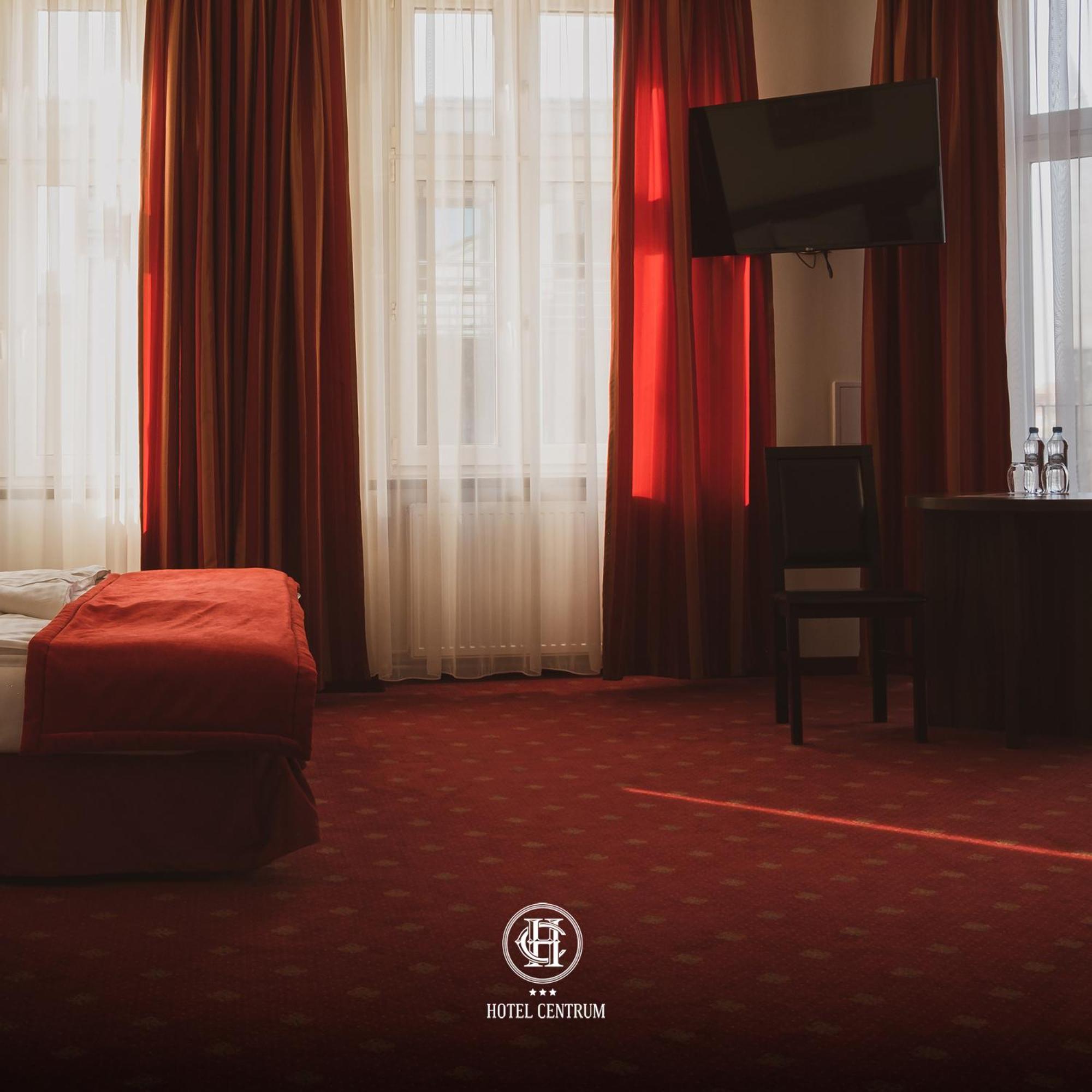 Hotel Centrum Сосновец Екстериор снимка