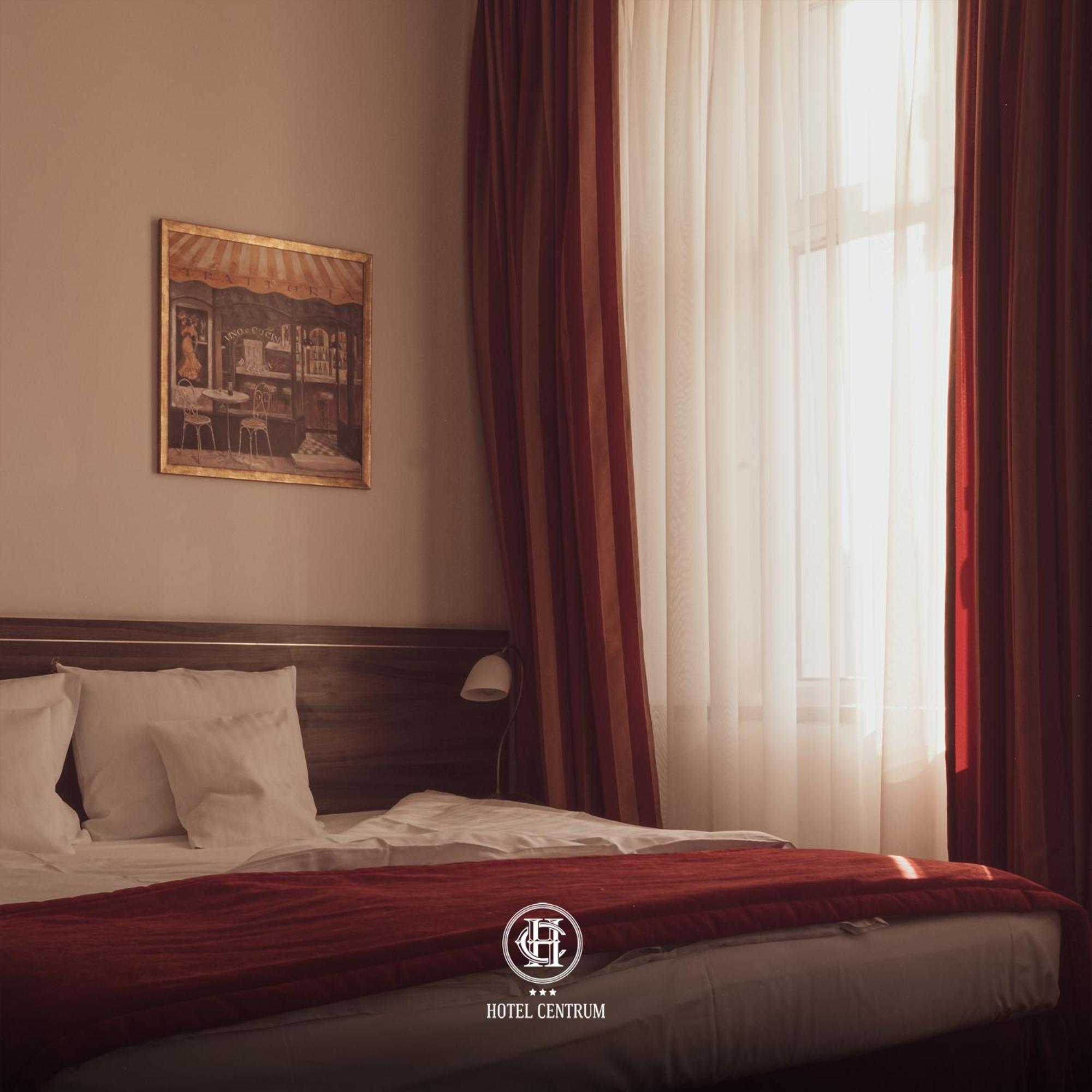 Hotel Centrum Сосновец Екстериор снимка