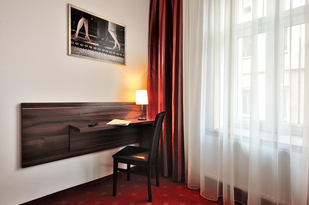 Hotel Centrum Сосновец Стая снимка
