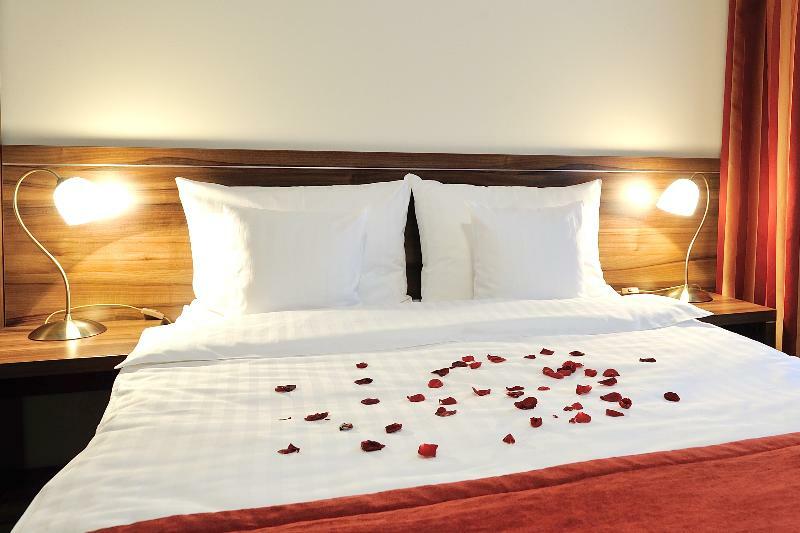 Hotel Centrum Сосновец Екстериор снимка